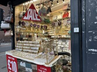 Jewellery Retail Shop For Sale Jewellery Retail Shop For Sale