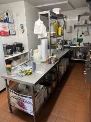 Noodle bar/chinese takeaway