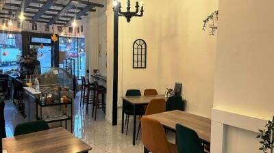 EXTENSIVELY REFURBISHED COFFEE SHOP/CAFÉ FOR SALE IN MUSWELL HILL, LONDON