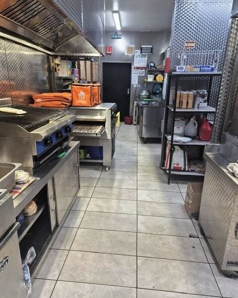 Kebab & Pizza Shop for Sale