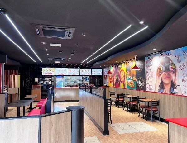 Fast Food Chicken Restaurant And Take Away With Optional Franchise - Recently Closed, for Sale
