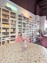 Well-Established, Successful, Award-Winning Bakery Well-Established, Successful, Award-Winning Bakery