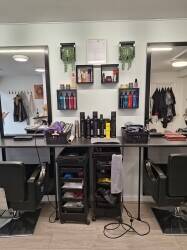 Hairdressing and beauty salon in Luton 