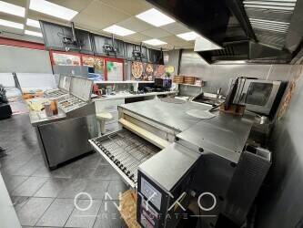 Pizza & Chicken Shop Takeaway with Accommodation for SALE in Surrey
