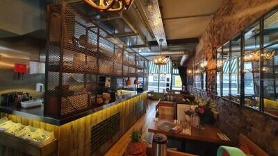 STUNNING 100 COVER RESTAURANT WITH GREAT POTENTIAL IN NEW HANDS STUNNING 100 COVER RESTAURANT WITH GREAT POTENTIAL IN NEW HANDS