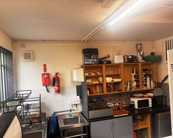 Immaculate, Modern, Sandwich Bar, E Class a1 Use for Sale Immaculate, Modern, Sandwich Bar, E Class a1 Use for Sale