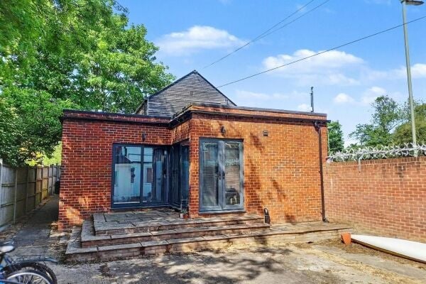 Part Purpose Built HMO in Winchester City Centre Offering Rental Growth Potential