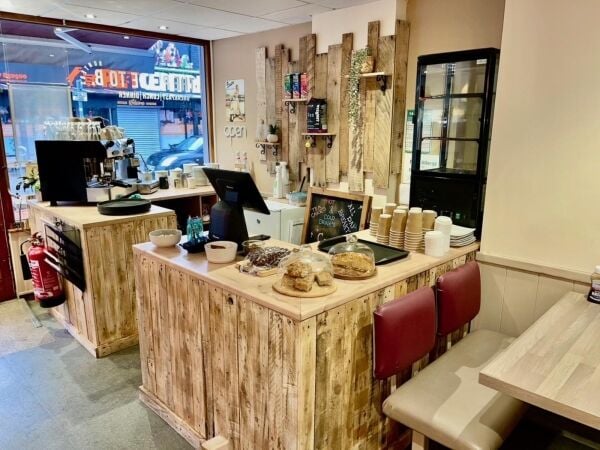 Leasehold Café & Restaurant Located In Newquay
