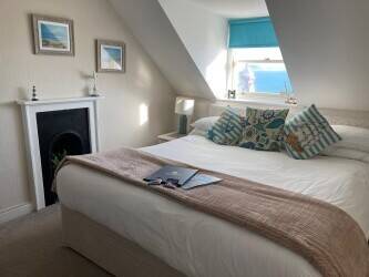SEASIDE B&B FOR SALE DORSET–9 ENSUITE ROOMS + OWNERS MAISONETTE SEASIDE B&B FOR SALE DORSET–9 ENSUITE ROOMS + OWNERS MAISONETTE