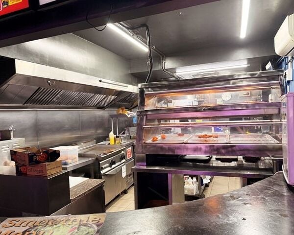 Burger And Chicken Shop for Sale
