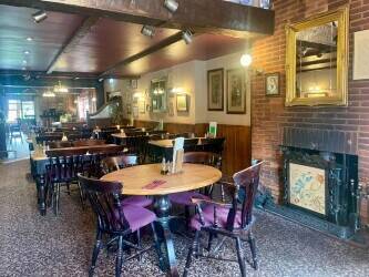 NORFOLK - FOOD-LED COUNTRY PUB WITH LARGE CAR PARK AND THREE LETTING ROOMS NORFOLK - FOOD-LED COUNTRY PUB WITH LARGE CAR PARK AND THREE LETTING ROOMS