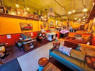 COFFEE SHOP/TEA ROOM & WAFFLE LOUNGE- FOR SALE COFFEE SHOP/TEA ROOM & WAFFLE LOUNGE- FOR SALE