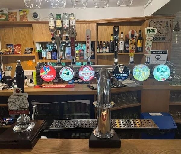 Detached Pub & Restaurant for Sale Detached Pub & Restaurant for Sale