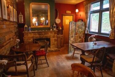 WEST SUSSEX - PROMINENT FREEHOUSE IDEAL FOR HANDS-ON OWNER WEST SUSSEX - PROMINENT FREEHOUSE IDEAL FOR HANDS-ON OWNER