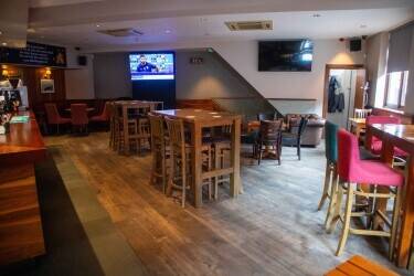 LONDON - FREEHOLD PUB NEXT TO MAJOR CENTRAL LONDON SPORTS STADIUM LONDON - FREEHOLD PUB NEXT TO MAJOR CENTRAL LONDON SPORTS STADIUM