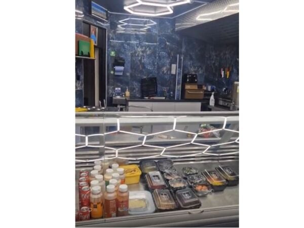 Fresh Flavours, Big Potential – Trendy Neighbourhood Deli & Cafe