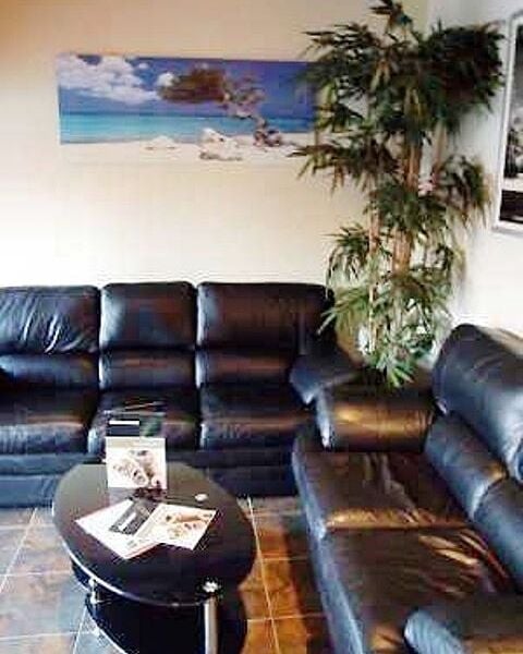 Renowned, Well Fitted Licensed Indian Restaurant for Sale