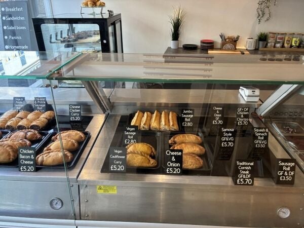 Leasehold Coffee & Cake Shop Located In Newquay Leasehold Coffee & Cake Shop Located In Newquay