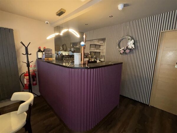 Restaurants For Sale in Huddersfield Restaurants For Sale in Huddersfield