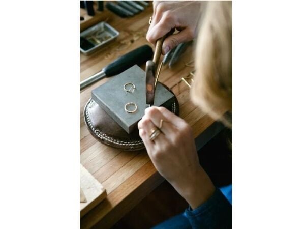 Design, Create, Shine – Contemporary Jewellery Studio Design, Create, Shine – Contemporary Jewellery Studio