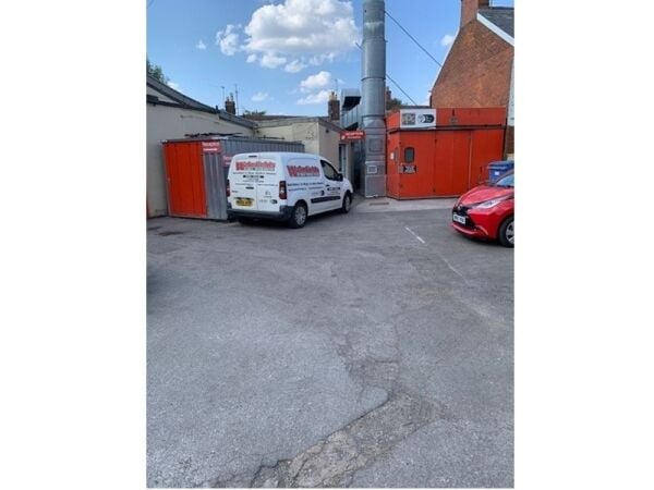 Established Freehold Accident Repair Centre – Wiltshire