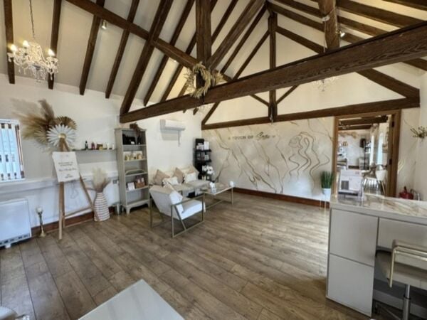 Leasehold Hair & Beauty Salon Located In Hurley, Atherstone