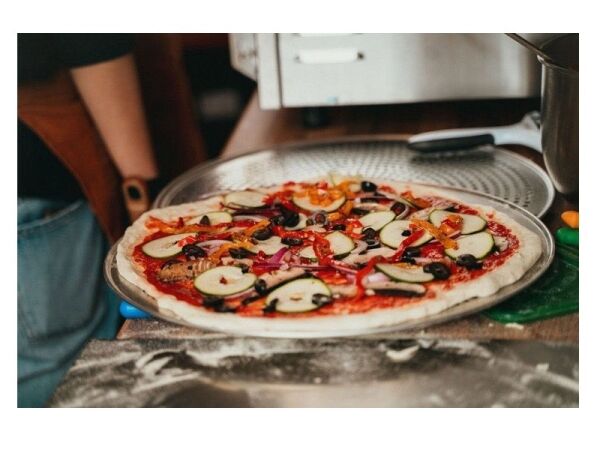 Slice Into Success With A Thriving Mobile Pizza Catering Business