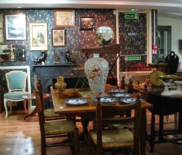 Licenced Tearooms Plus Antique Centre for Sale