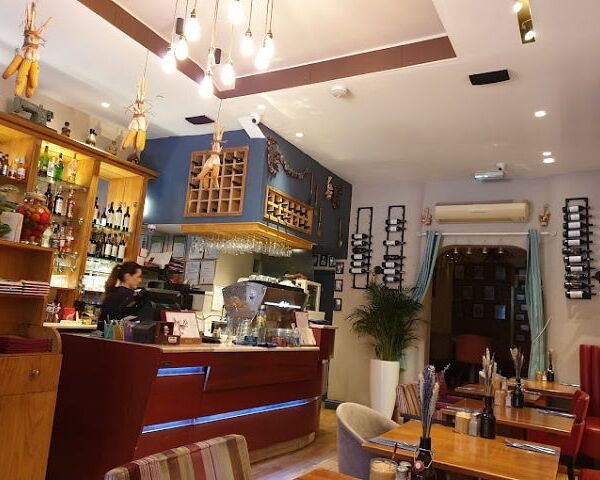 Licenced Café Bistro for Sale Licenced Café Bistro for Sale
