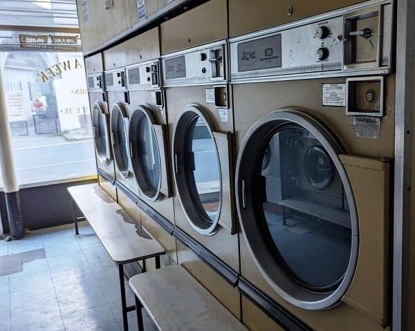 Co-operated Launderette for Sale Co-operated Launderette for Sale
