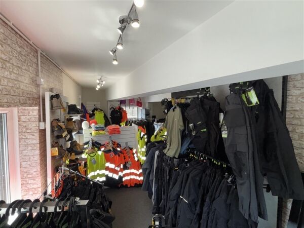 Clothing & Accessories For Sale in Halifax Clothing & Accessories For Sale in Halifax