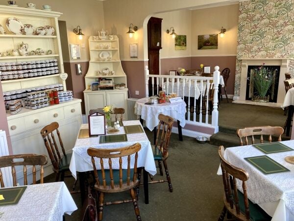 TEAROOM, STUDIO BED & BREAKFAST, and OWNERS ACCOMMODATION TEAROOM, STUDIO BED & BREAKFAST, and OWNERS ACCOMMODATION