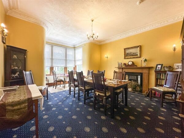 Dunallan House