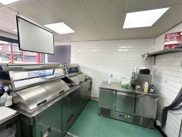 Hot Food Takeaway in Droylsden