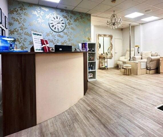 Immaculate Beauty Salon Specialising In Eye Lash Extensions, Tinting, Nails, Facials And Messages for Sale Immaculate Beauty Salon Specialising In Eye Lash Extensions, Tinting, Nails, Facials And Messages for Sale