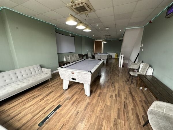 Bar in Leigh