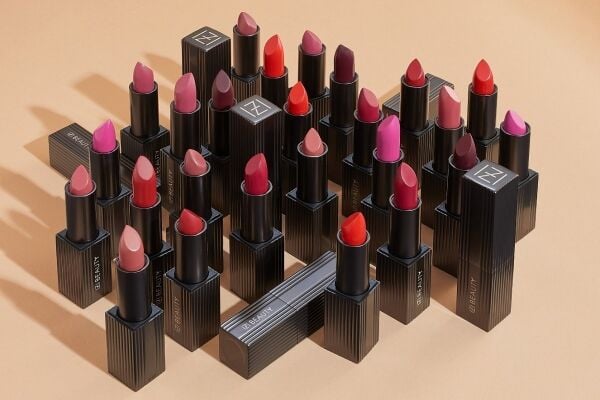 Stock only - Beauty Cosmetics Retailer Stock only - Beauty Cosmetics Retailer