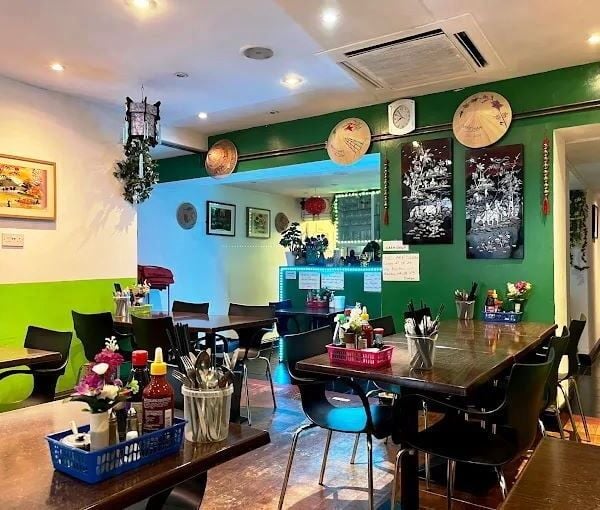 Licensed Restaurant & Takeaway for Sale Licensed Restaurant & Takeaway for Sale