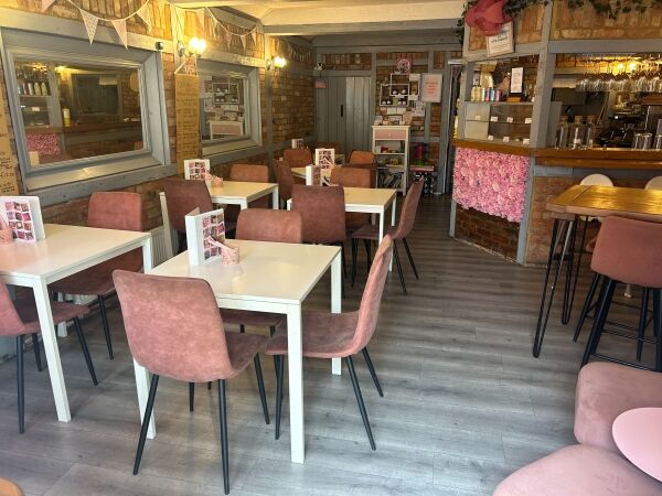 LICENSED DAYTIME CAFÉ/COFFEE SHOP