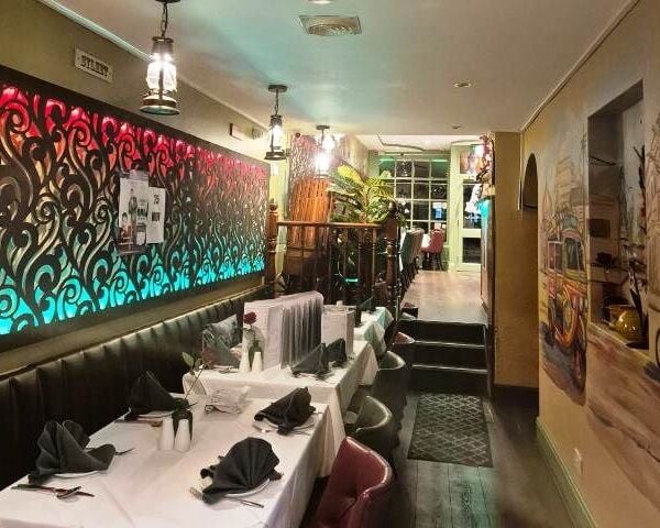 Licensed Indian Restaurant & Takeaway for Sale Licensed Indian Restaurant & Takeaway for Sale