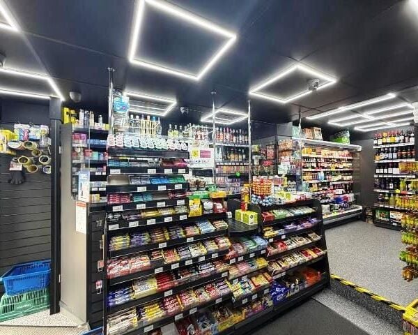 Freehold Investment Property With Retail Shop And 2 Flats for Sale