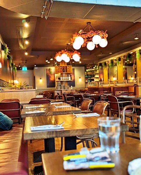 Immaculate High Class Licensed Mediterranean Café / Restaurant for Sale Immaculate High Class Licensed Mediterranean Café / Restaurant for Sale