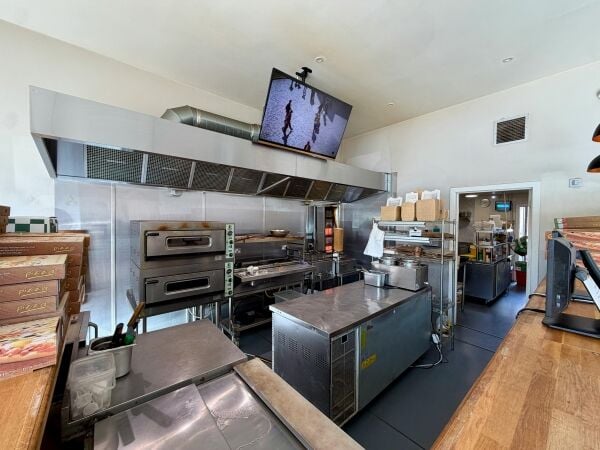 Takeaway business Grill Delights for sale in Broxburn, West Lothian with modern kitchen and parking. Takeaway business Grill Delights for sale in Broxburn, West Lothian with modern kitchen and parking.