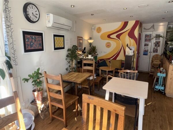 Cafe & Sandwich Bars For Sale in Sheffield Cafe & Sandwich Bars For Sale in Sheffield