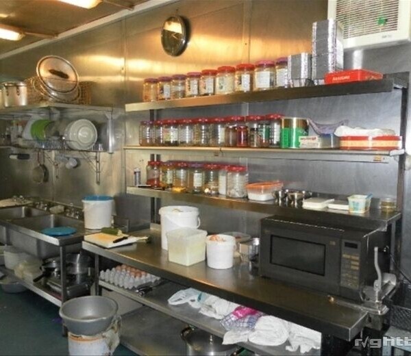 NEWSAGENCY & TAKEAWAY - Abingdon Photo 4