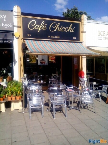 Wanstead Busy Cafe ideal for first time buyers or expansion. Photo 4