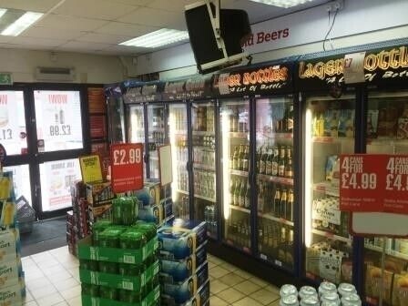 Lincolnshire - Off Licence Photo 4