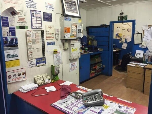 CLASS 4 & 7 MOT TESTING & REPAIRS CENTRE WITH CONSENT FOR RESIDENTIAL DEVELOPMENT IN SOUGHT AFTER SALFORD LOCATION Photo 4