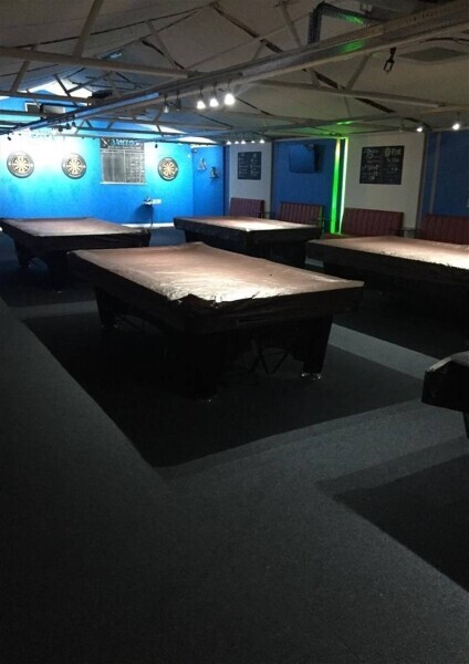 FREE OF TIE AIR CONDITIONED SPORTS BAR & POOL HALL FOR SALE IN BRAINTREE Photo 4