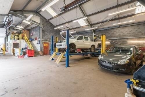Garage, Mot And Service Centre, Fife Photo 2